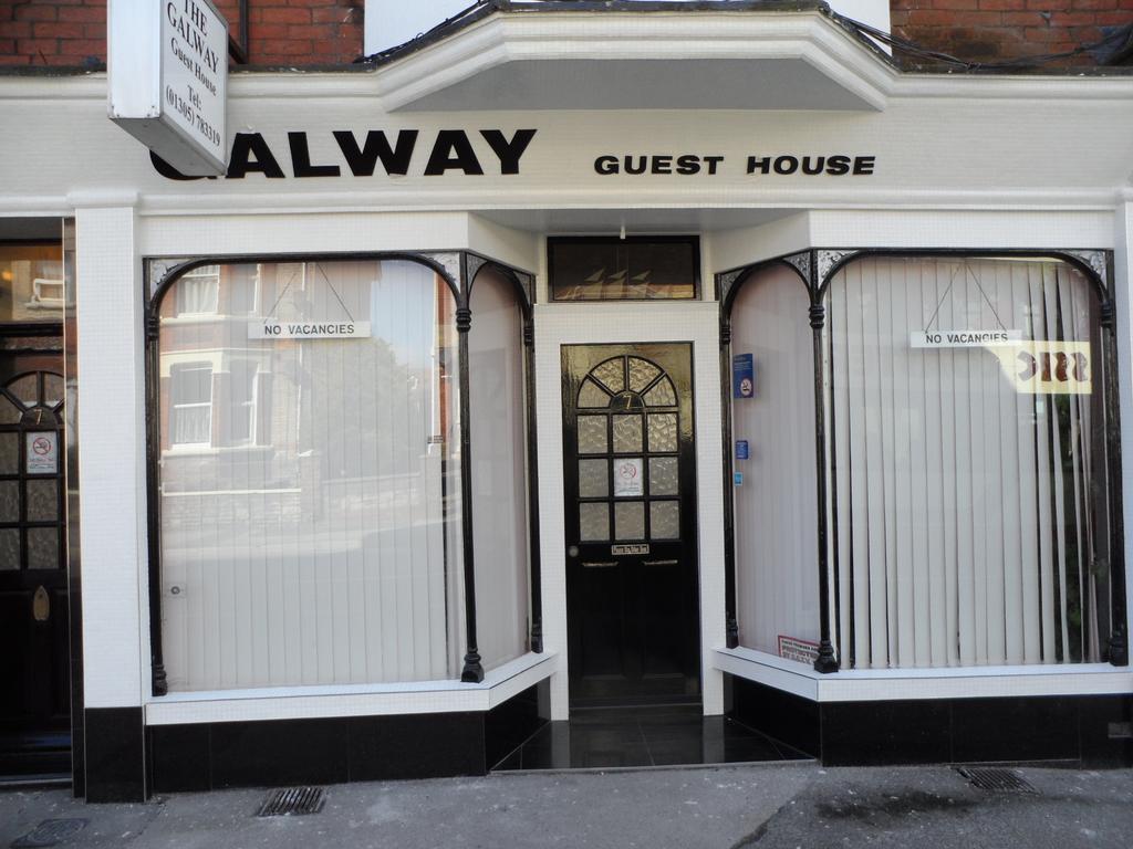 Galway Guest House Уэймут Экстерьер фото